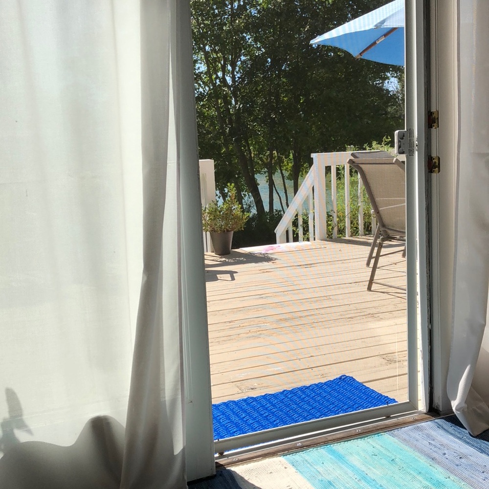 Meet your Posher, Carolyn